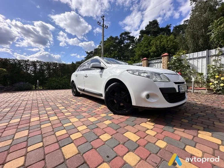 Фото 2 - Renault Megane 2011