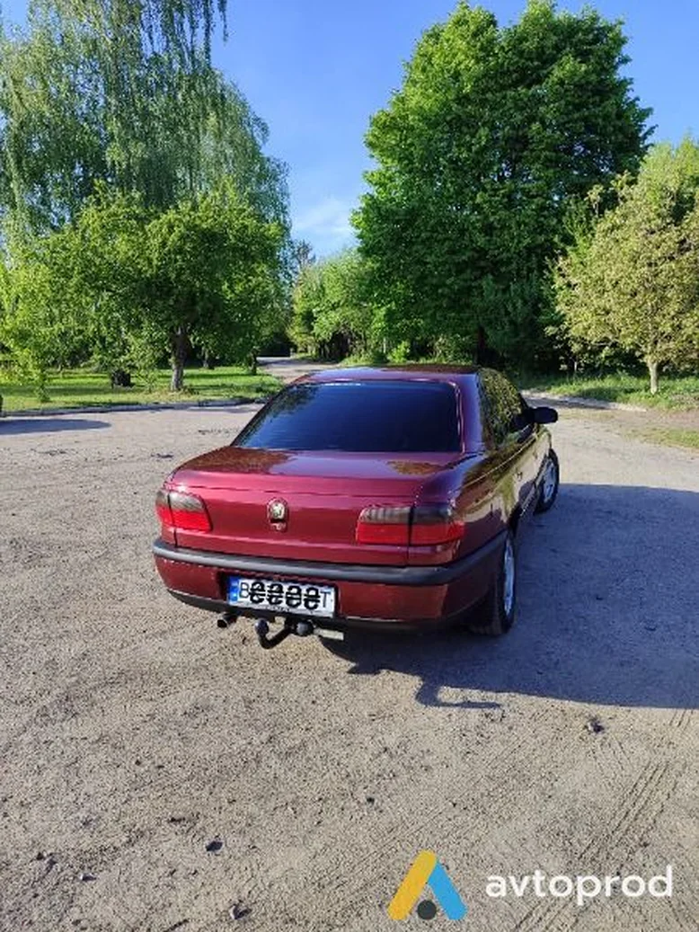 Фото 2 - Opel Omega 1995