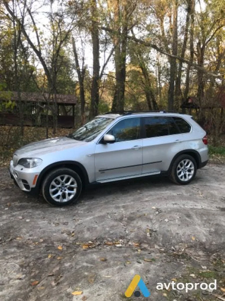 Фото 1 - BMW X5 2012