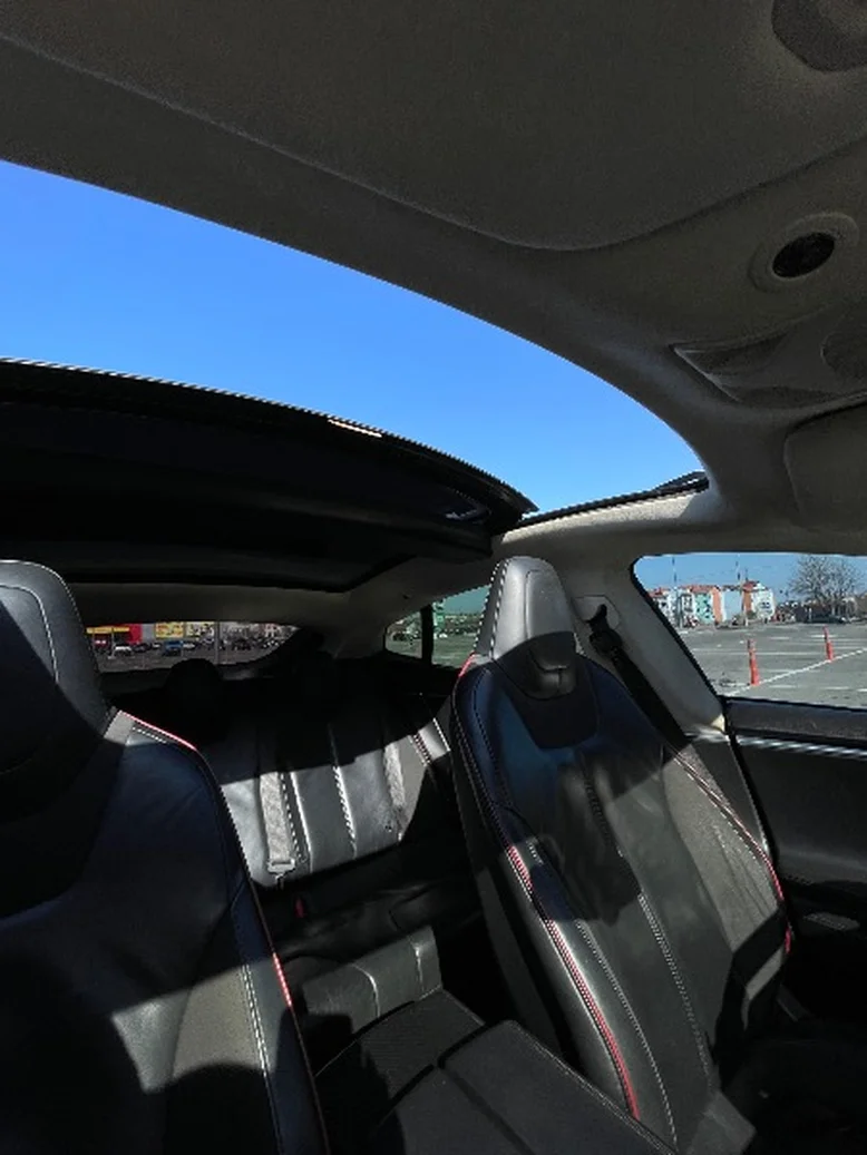 Фото 3 - Tesla Model S 2013