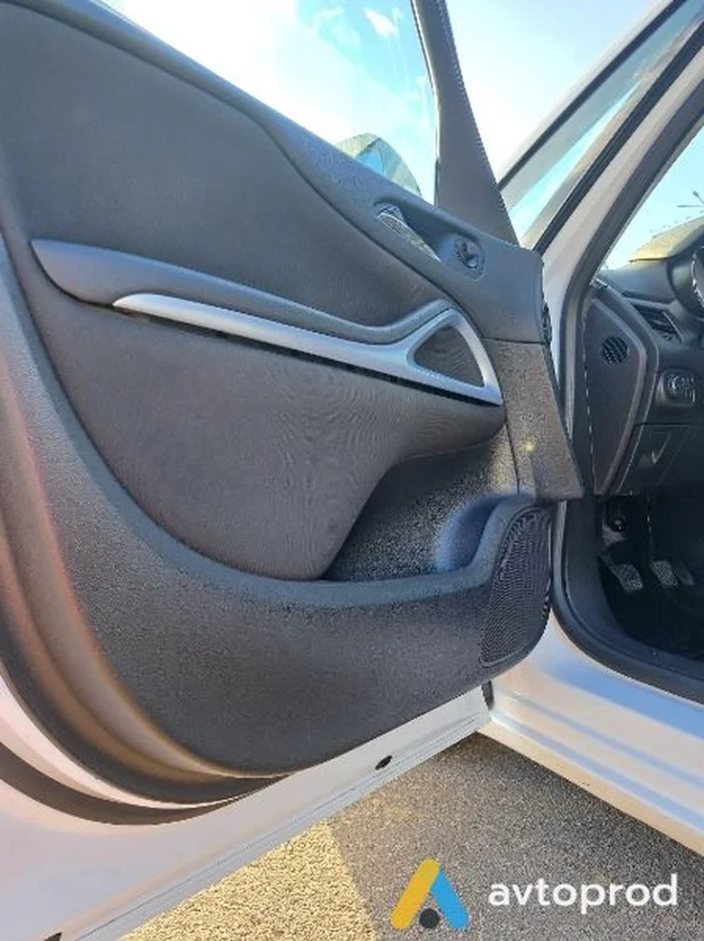 Фото 3 - Opel Zafira 2014