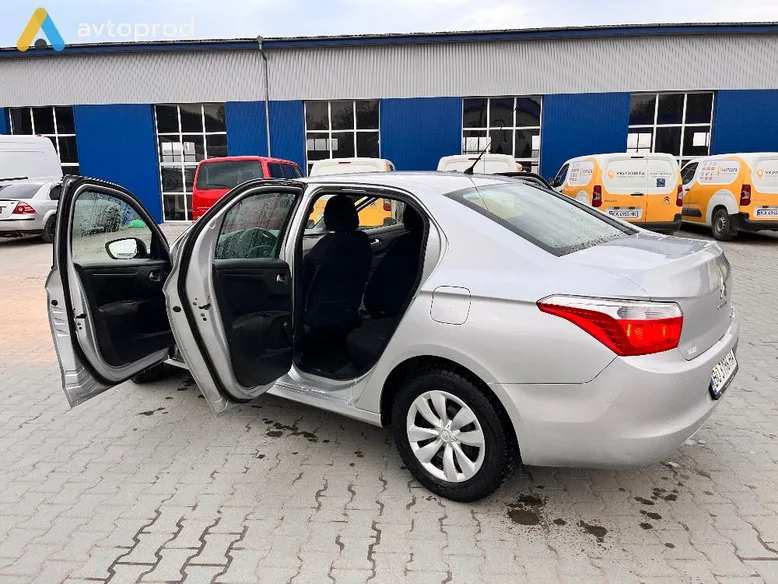 Фото 3 - Citroen C-Elysee 2013