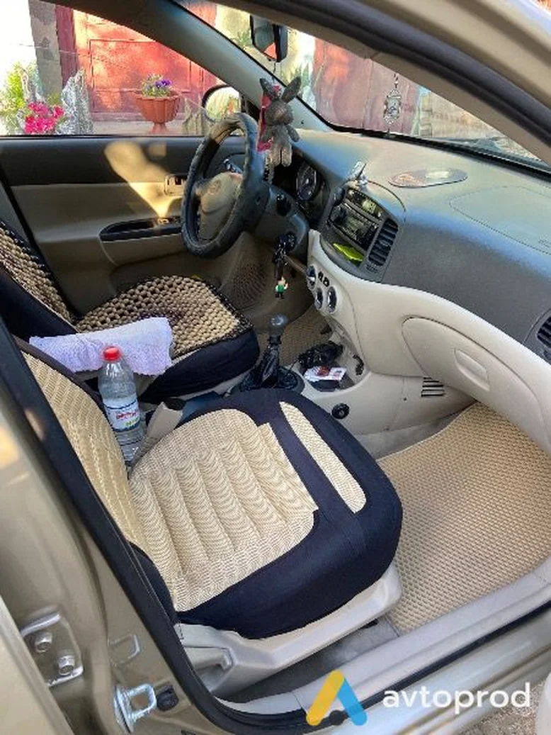 Фото 3 - Hyundai Accent 2008