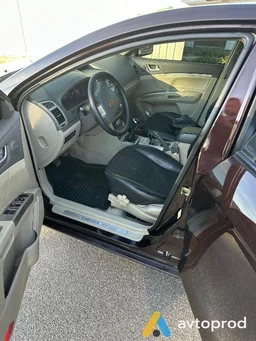 Фото 3 - Geely Emgrand 7 2012