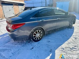 Фото 2 - Hyundai Sonata 2010