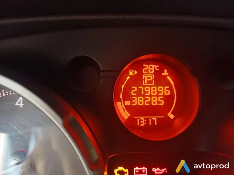 Фото 2 - Nissan Qashqai 2009