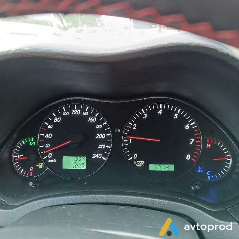 Фото 2 - Toyota Avensis 2004