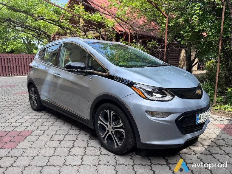 Photo 1 - Chevrolet Bolt 2017