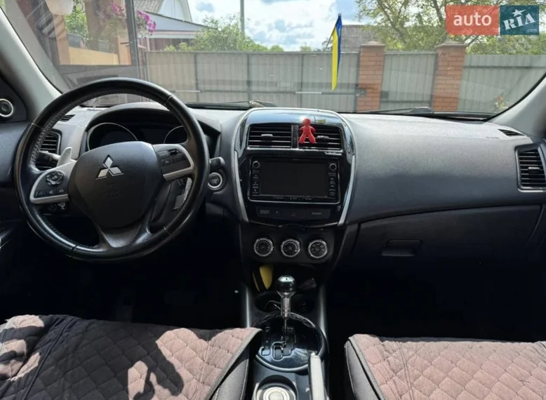 Фото 2 - Mitsubishi Outlander 2014