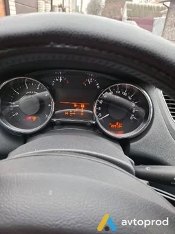 Photo 4 - Peugeot 5008 2012