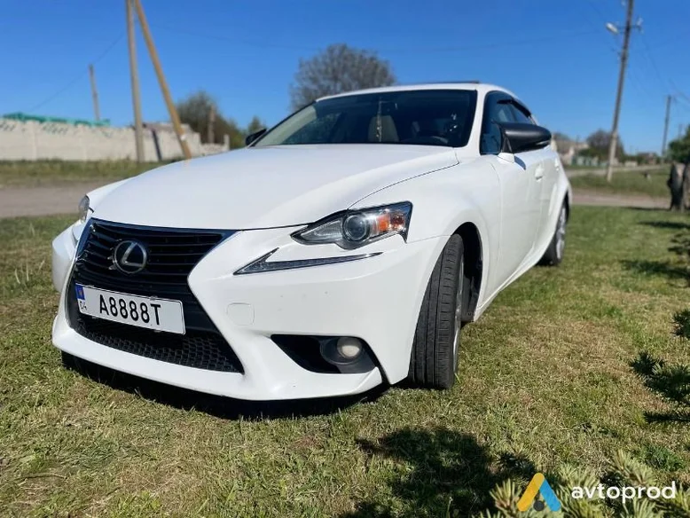 Фото 3 - Lexus IS 2013