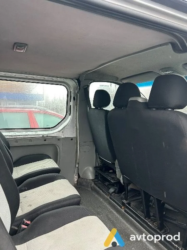 Фото 2 - Renault Trafic 2005