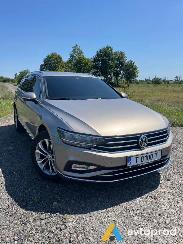 Фото 1 - Volkswagen Passat 2019