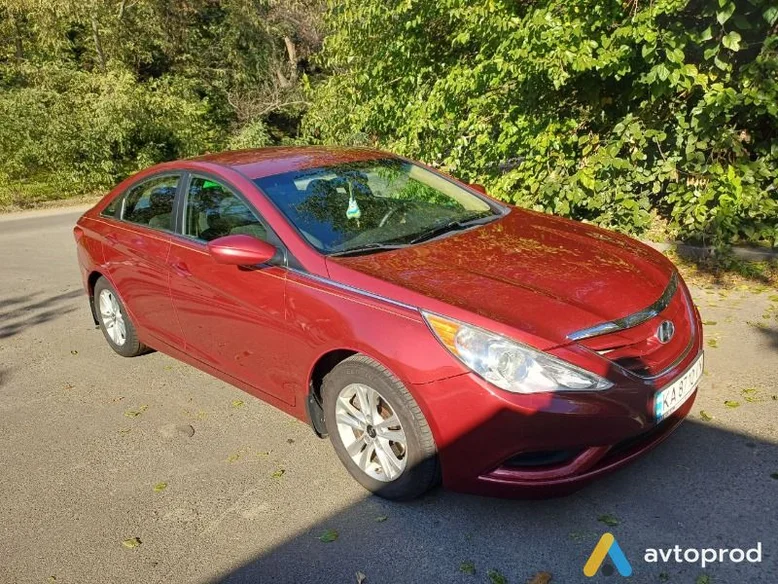 Фото 1 - Hyundai Sonata 2011