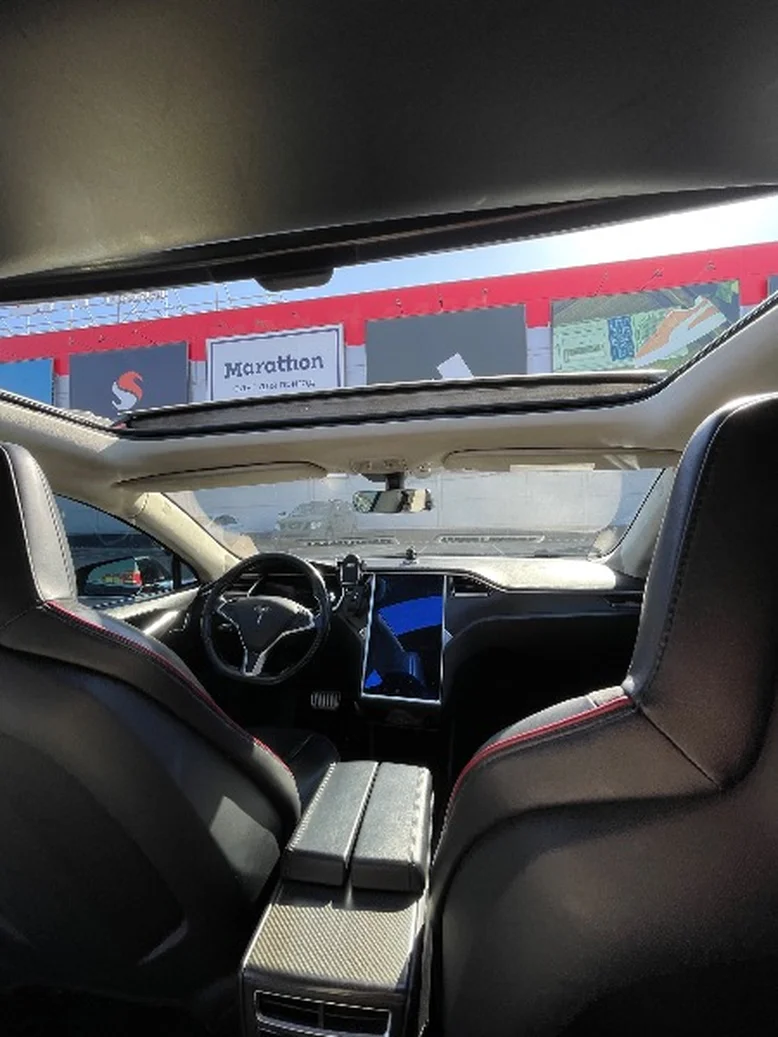 Фото 1 - Tesla Model S 2013