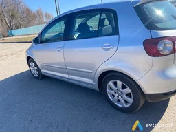 Photo 4 - Volkswagen Golf 2006