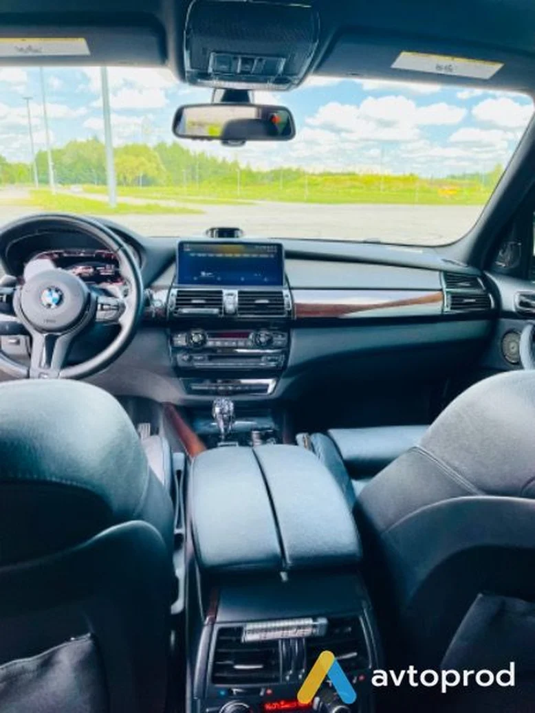 Фото 3 - BMW X5 2012