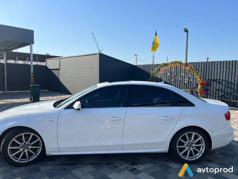 Фото 3 - Audi A4 2013