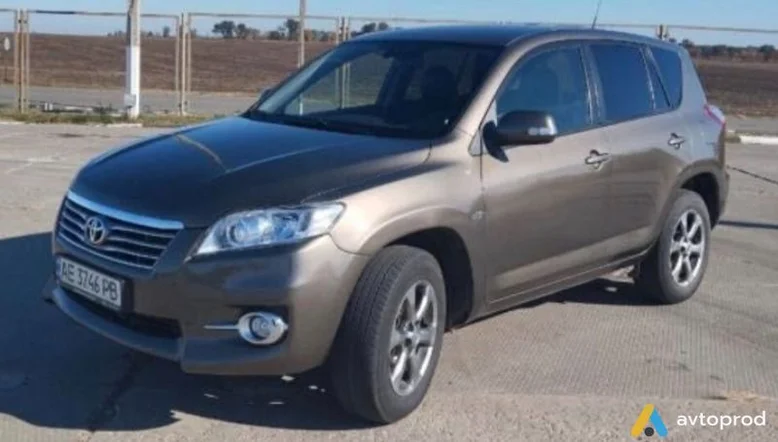 Фото 1 - Toyota RAV 4 2010