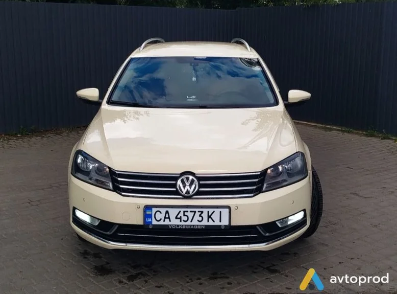 Фото 3 - Volkswagen Passat 2013