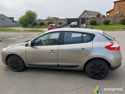 Фото 3 - Renault Megane 2010