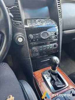 Photo 4 - Infiniti QX70 2016