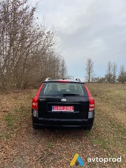 Photo 3 - Kia Cee'd 2010