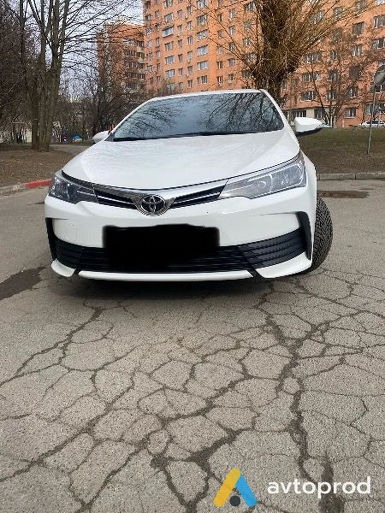 Фото 1 - Toyota Corolla 2017