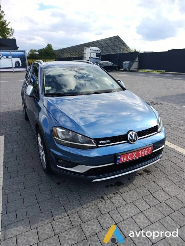 Фото 2 - Volkswagen Golf 2017