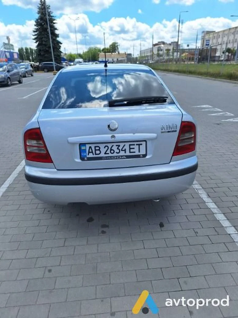 Фото 3 - Skoda Octavia 2009