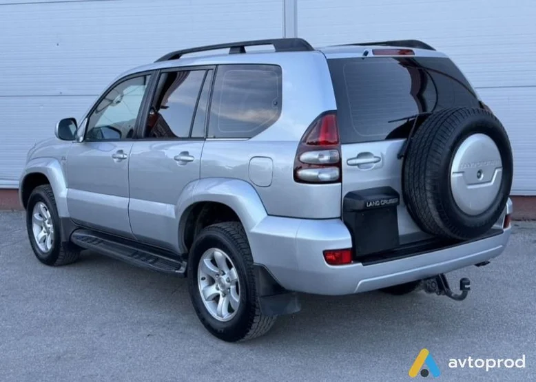 Фото 4 - Toyota Land Cruiser 2006