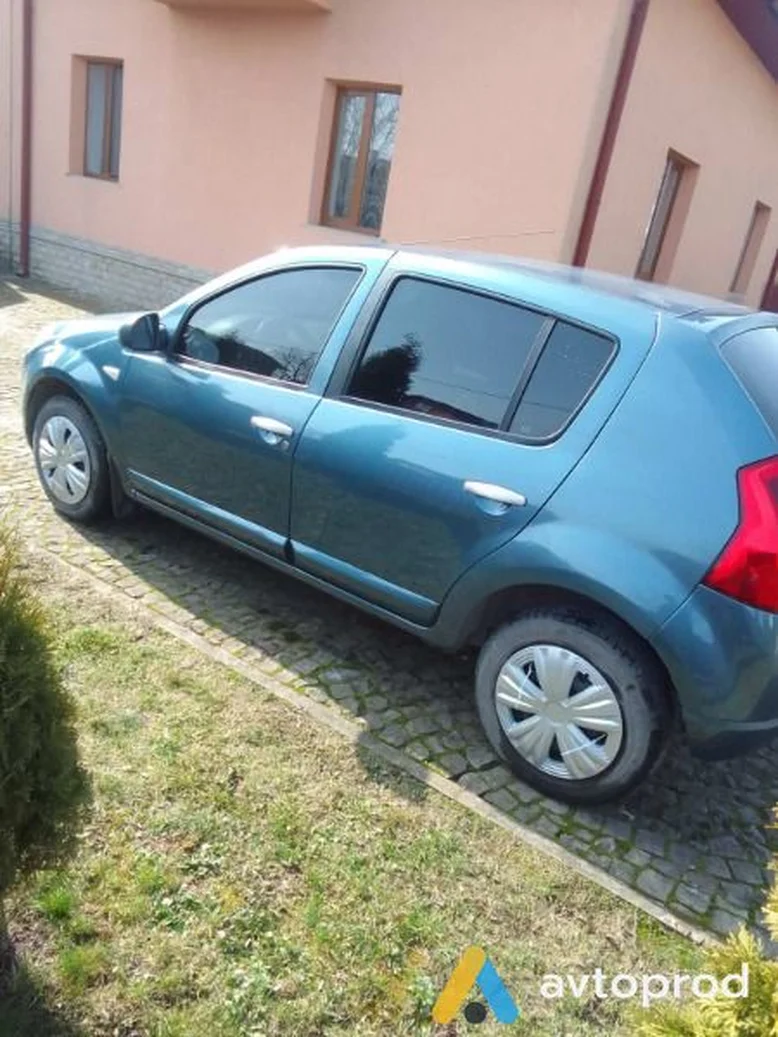 Фото 2 - Dacia Sandero 2008