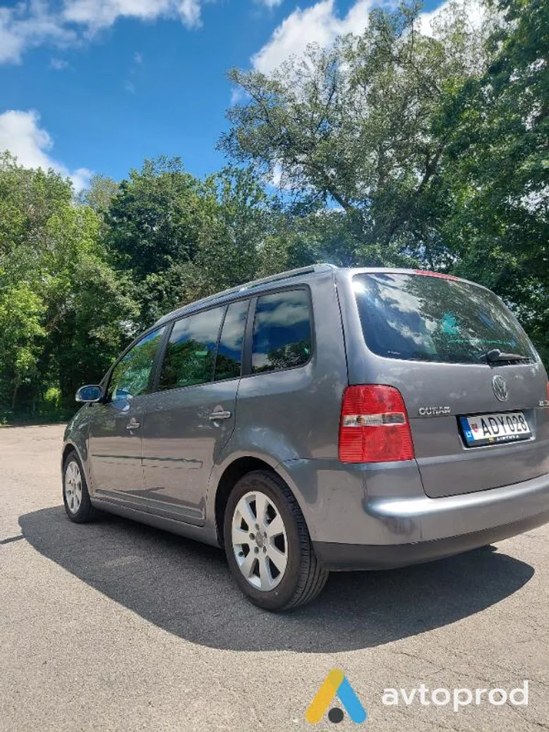 Фото 2 - Volkswagen Touran 2004