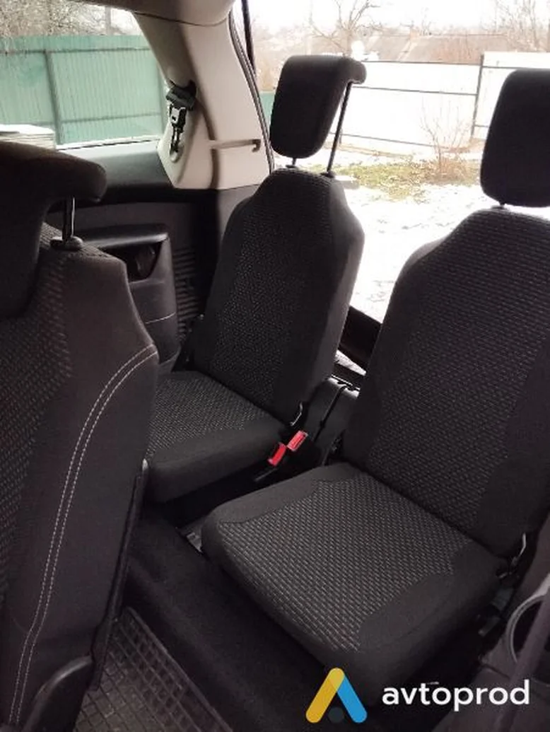 Фото 3 - Citroen C4 2010