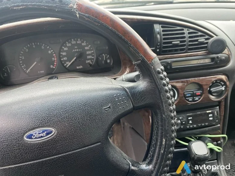 Фото 1 - Ford Mondeo 2000
