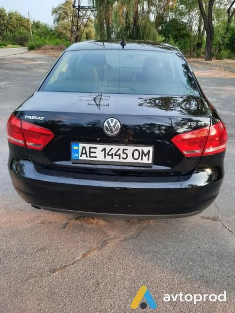 Фото 4 - Volkswagen Passat 2014