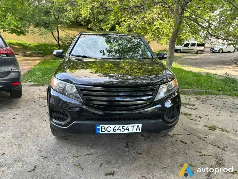 Фото 1 - Kia Sorento 2011
