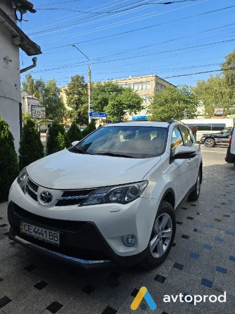 Фото 1 - Toyota RAV 4 2013
