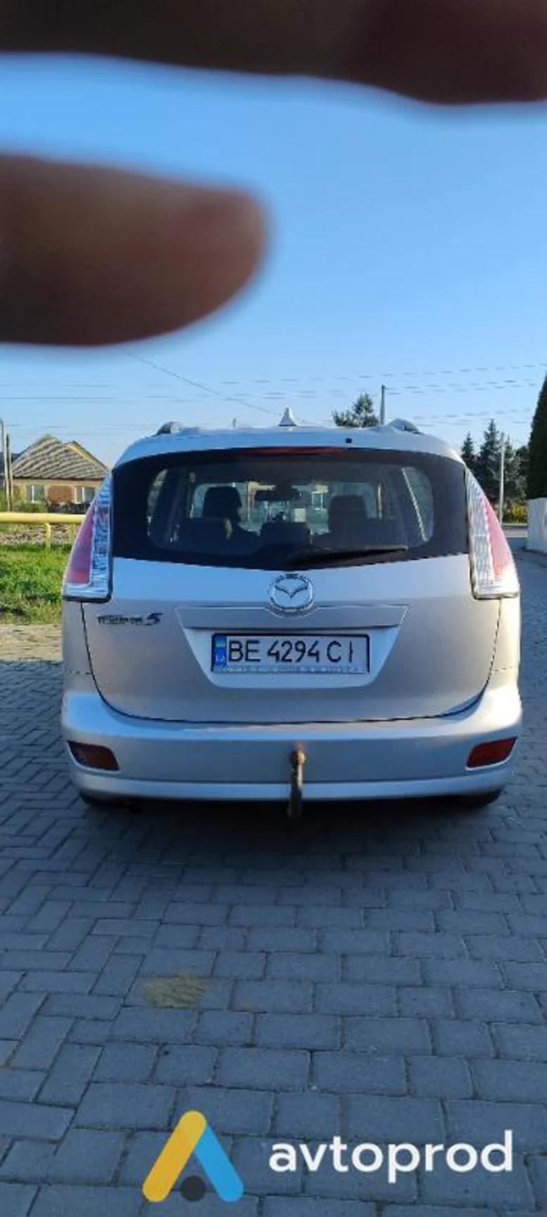 Photo 1 - Mazda 5 2009