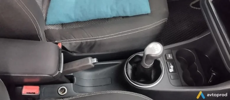 Фото 1 - Skoda Fabia 2010