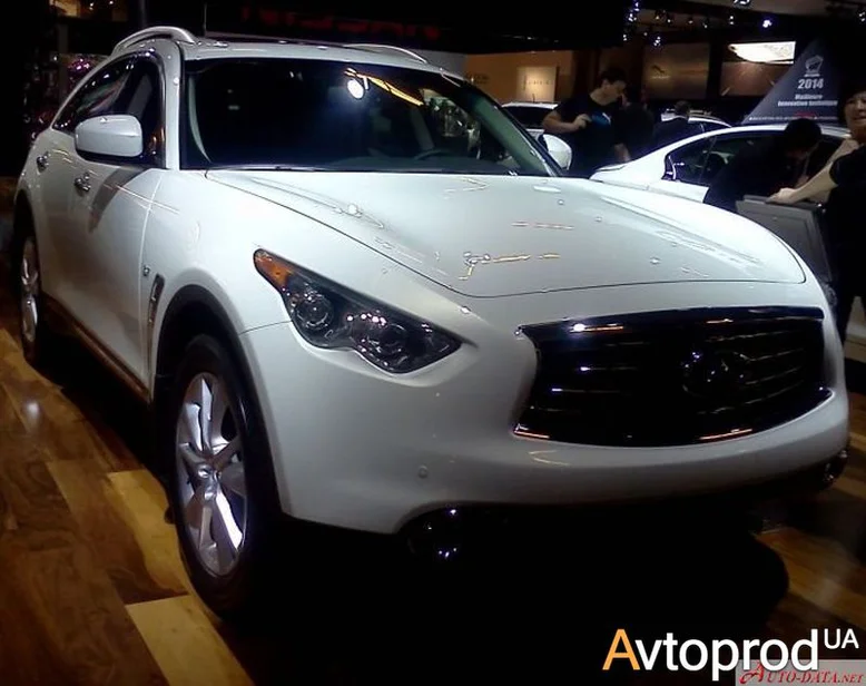 Фото 1 - Infiniti QX70 2015