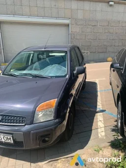 Фото 4 - Ford Fusion 2011