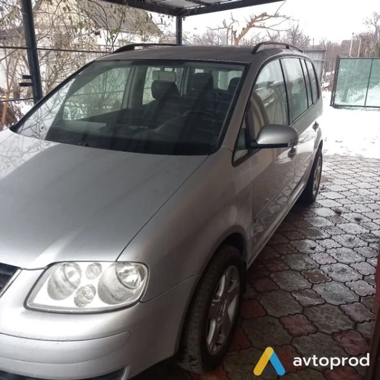 Фото 3 - Volkswagen Touran 2004