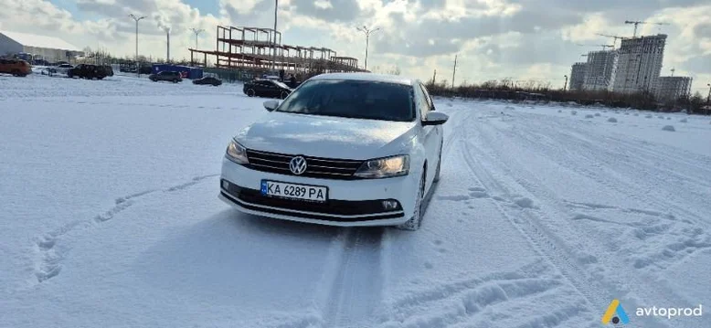 Фото 1 - Volkswagen Jetta 2016