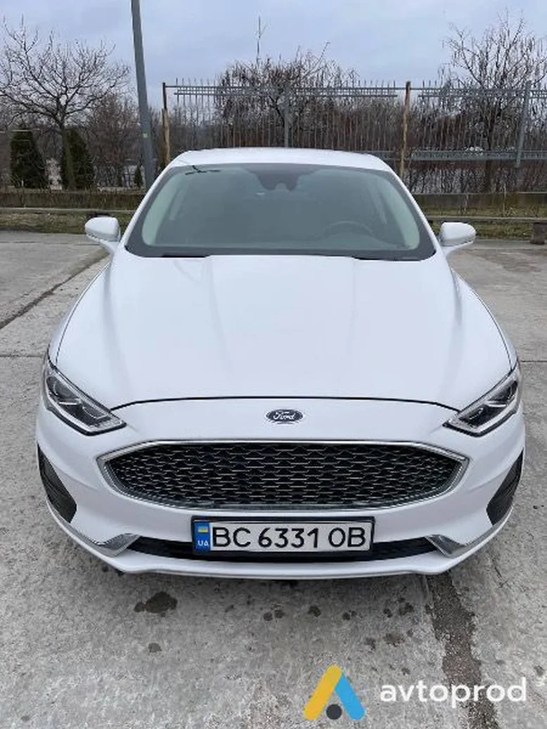 Фото 3 - Ford Fusion 2018