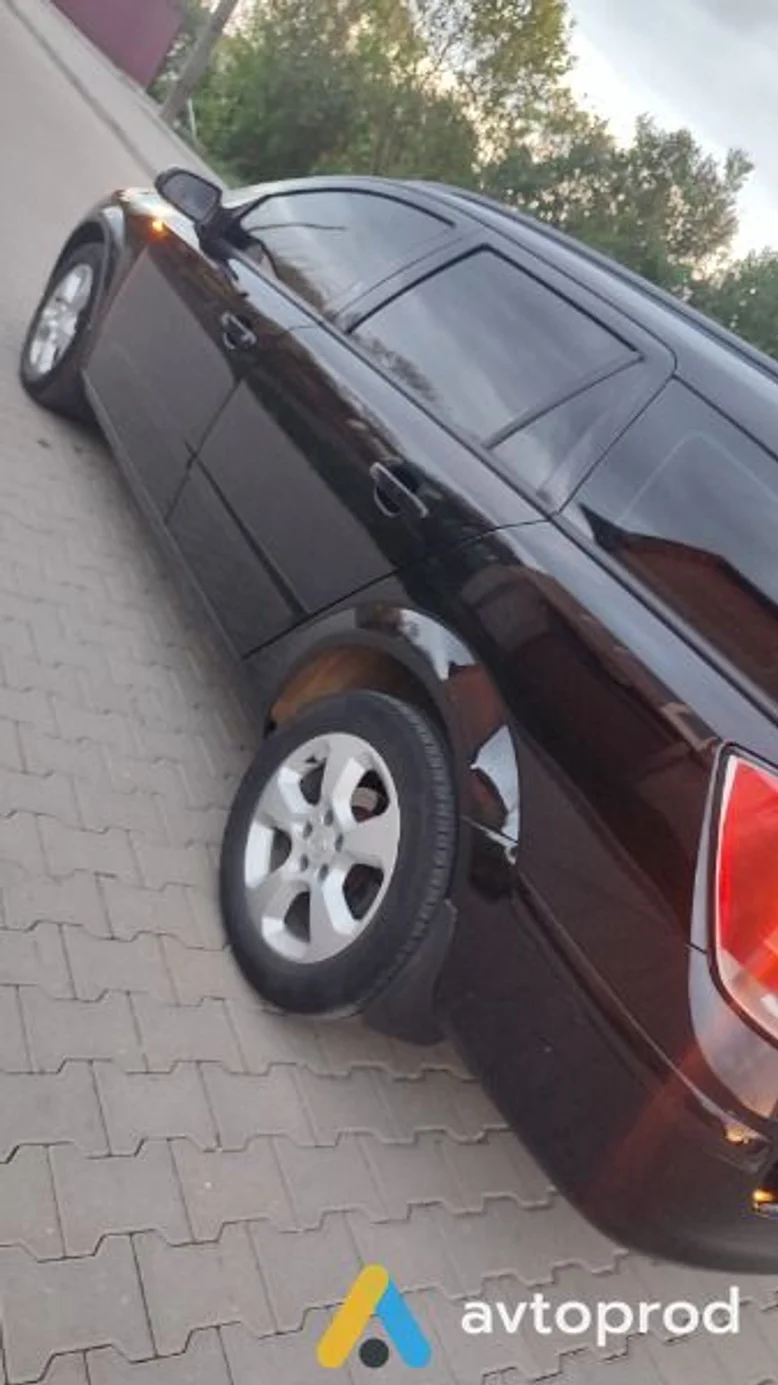Фото 3 - Opel Astra 2005