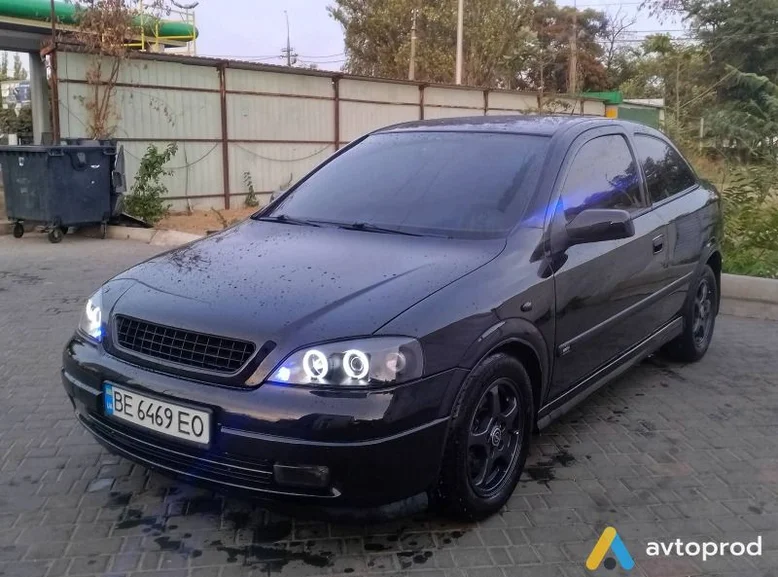 Фото 1 - Opel Astra 1999