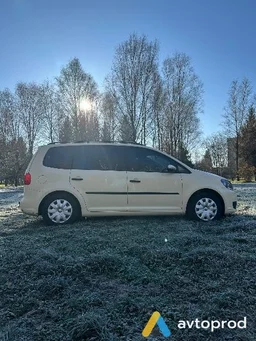 Photo 4 - Volkswagen Touran 2013