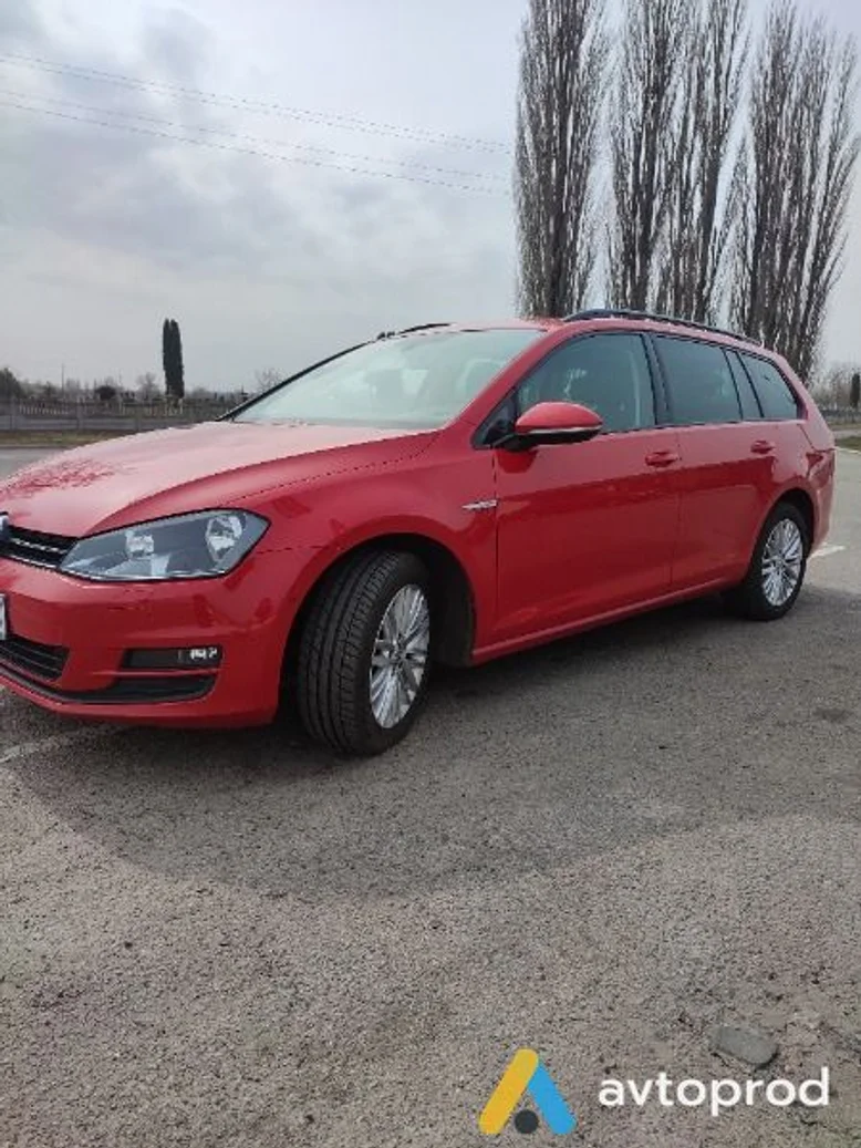 Фото 2 - Volkswagen Golf 2014