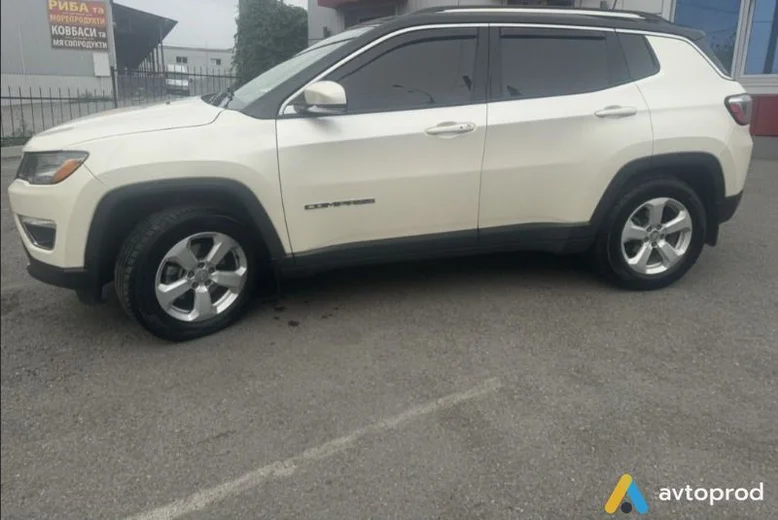Фото 1 - Jeep Compass 2017